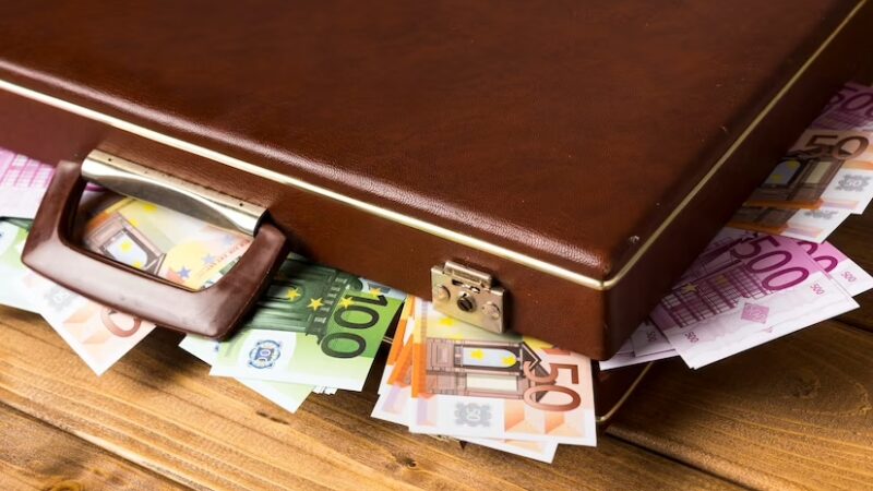 Švajčiarska centrálna banka (SNB) oznámila za prvý kvartál tohto roka zisk takmer 59 miliárd švajčiarskych frankov (CHF),