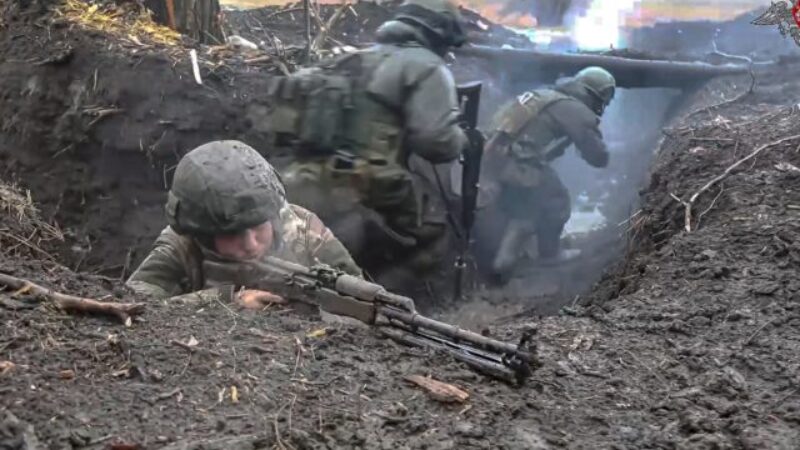 Ukrajinská armáda prvýkrát od začiatku vojny nehlási nedostatok delostreleckej munície