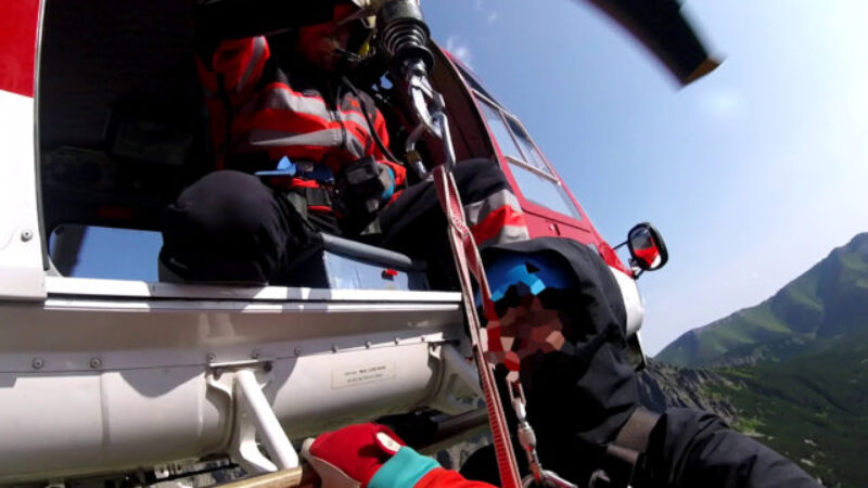 Horskí záchranári absolvovali v uplynulej zimnej sezóne cez 2 100 zásahov, hory si vyžiadali 12 ľudských životov (video)