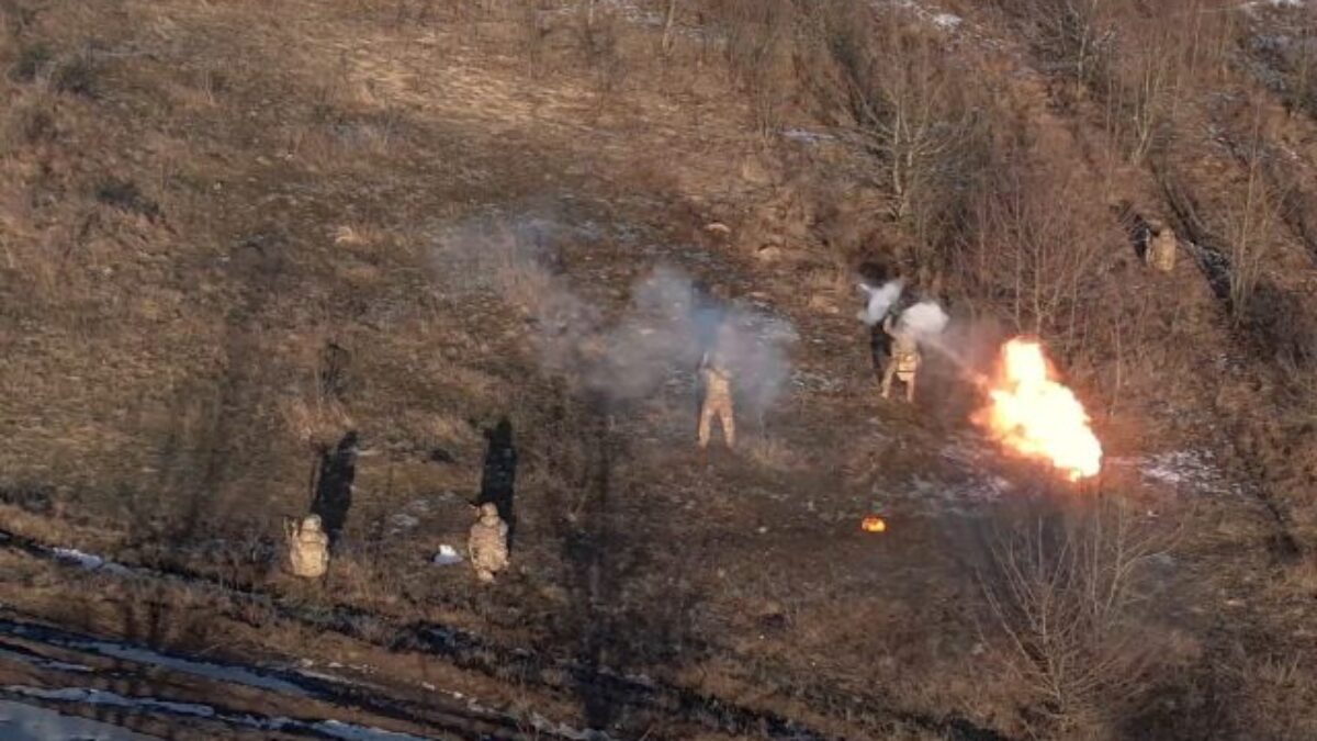 V ruskej Voronežskej oblasti explodoval sklad s výbušninami, dôvodom sú padajúce trosky ukrajinského dronu