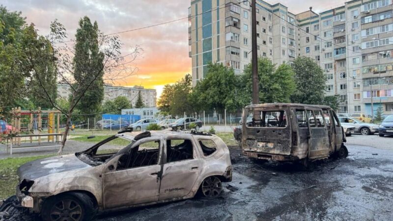 V ruskom Belgorode sa čiastočne zrútila obytná budova, traja ľudia zomreli