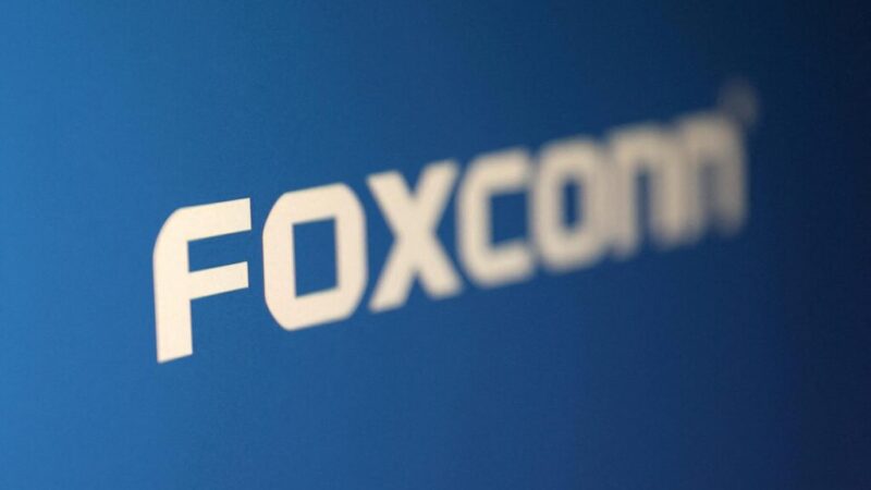 Zisk technologického gigantu Foxconn strmo vzrástol, prispel k tomu silný dopyt po počítačových serveroch