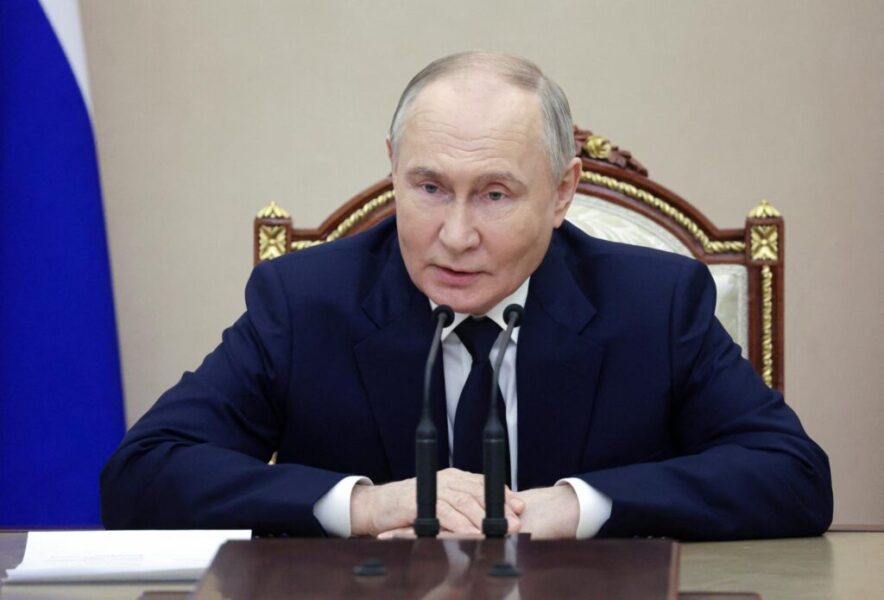 Putin je rozhorčený atentátom na Fica: Je to odvážny a odhodlaný človek. Dúfam, že mu to pomôže prežiť