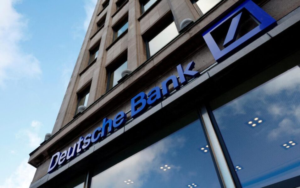 Ruský arbitrážny súd zmrazil aktíva niekoľkých európskych bánk