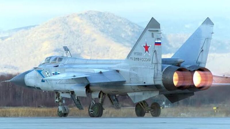 Ukrajinská armáda zasiahla hlavný ruský muničný sklad na Kryme, bola v ňom väčšina rakiet pre stíhačky