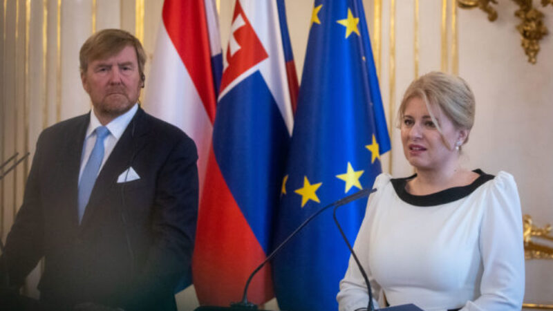 Holandský kráľ telefonoval prezidentke Čaputovej a vyjadril solidaritu so slovenskou spoločnosťou