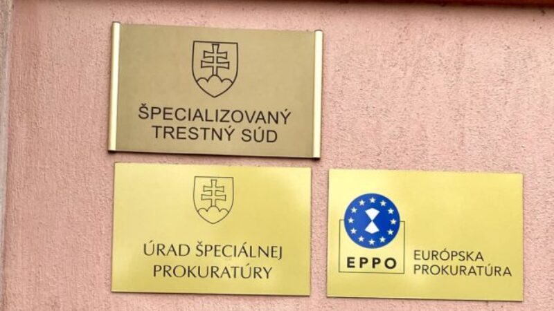 Žalobou proti Slovenskej republike chcel získať viac ako 75 miliónov eur, teraz čelí obvineniu z pokusu o podvod