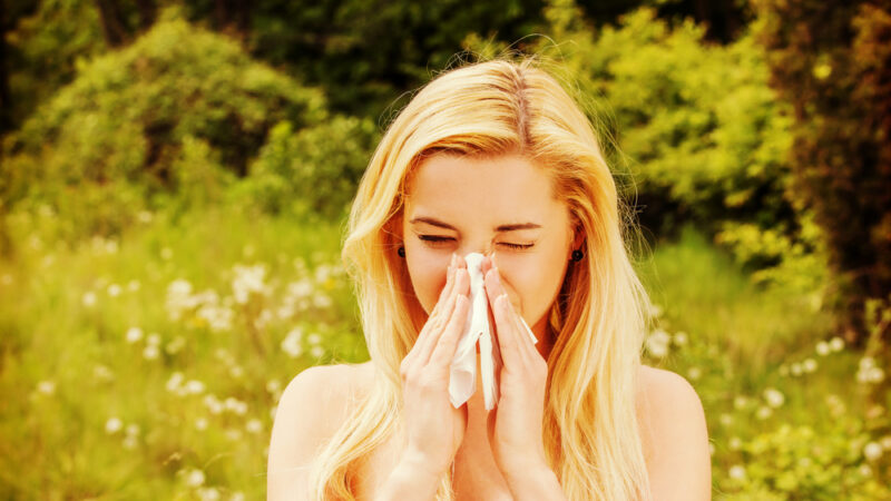 Jarné alergie sa vďaka týmto trikom zmierňujú. Prechádzky v prírode budú opäť príjemné
