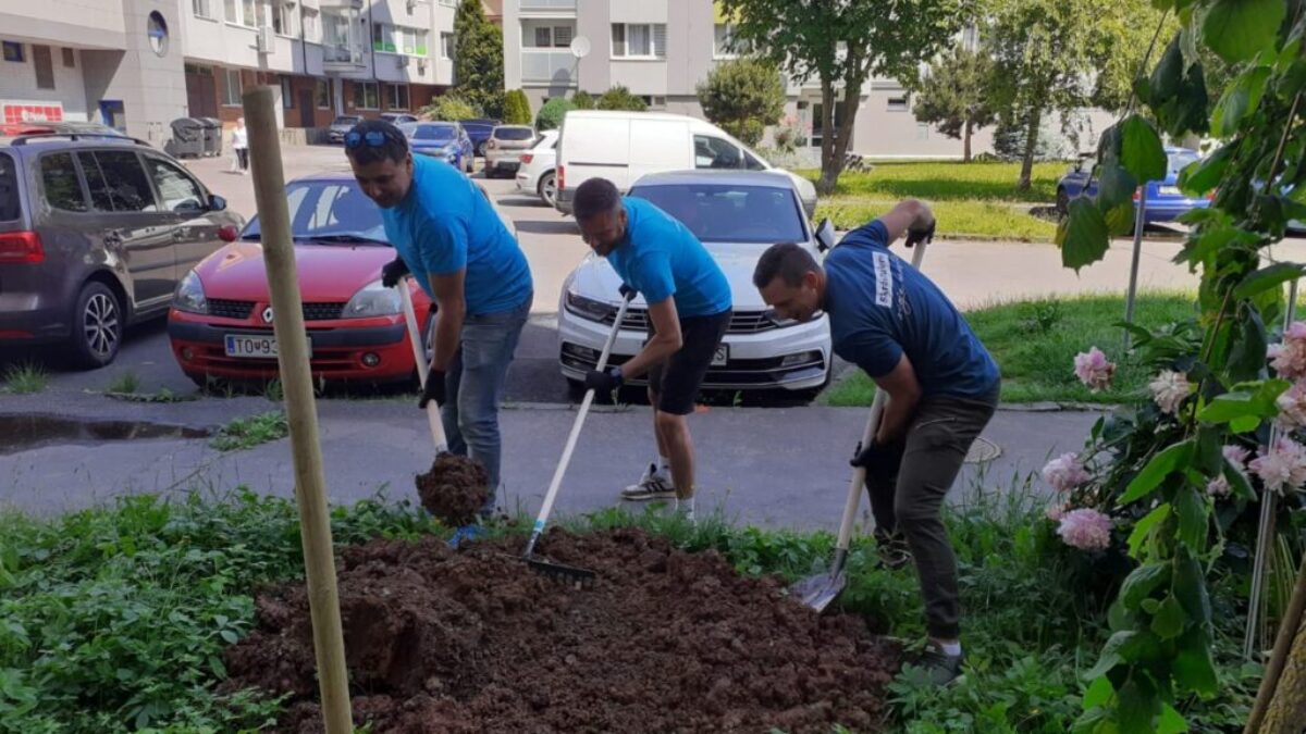 Sviatok Zeme oslávili pracovníci Banskej Bystrice skôr než obvykle