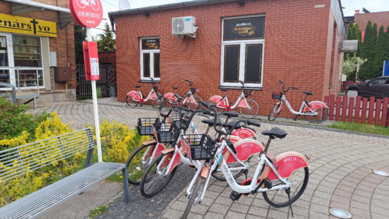 Mestské bicykle sú opäť k dispozícii v meste Svit