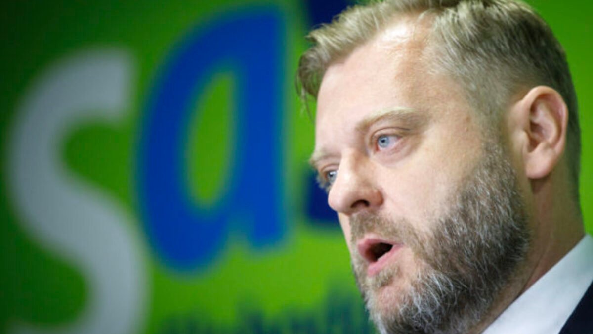 SaS chce rokovať o situácii v polícii na mimoriadnom bezpečnostnom výbore, podľa Krúpu je neudržateľná