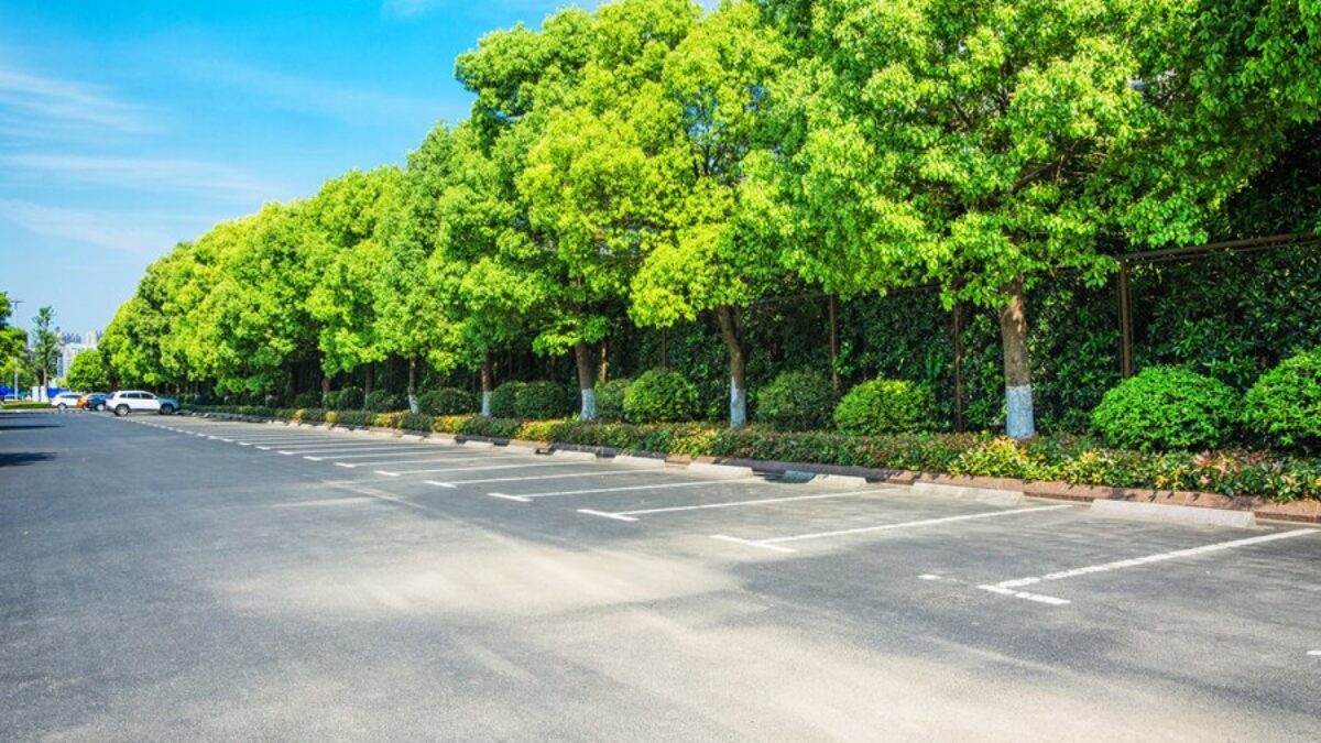 V pondelok neparkujte v Nitre na Škultétyho 3 a 5