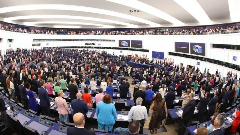 Európsky parlament začína svoje desiate volebné obdobie
