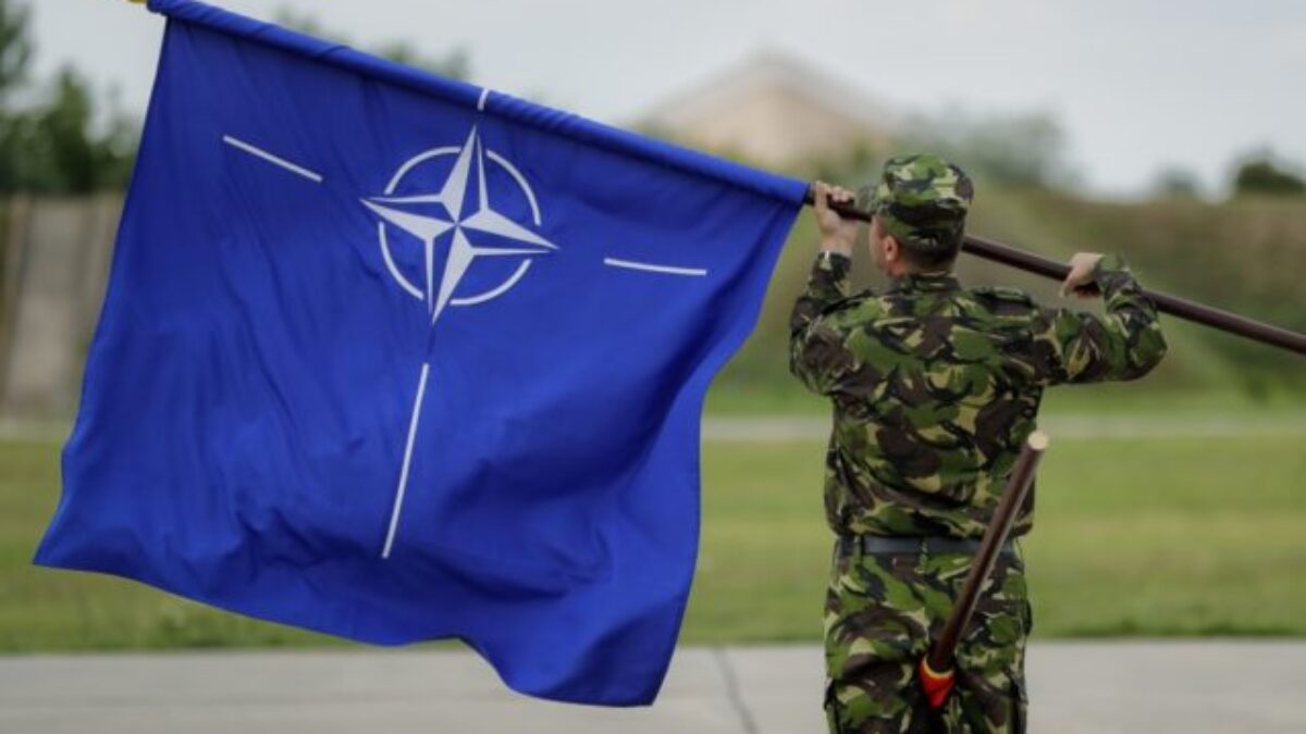 Postoj NATO k členstvu Ukrajiny môže spôsobiť hrozbu, varujú odborníci