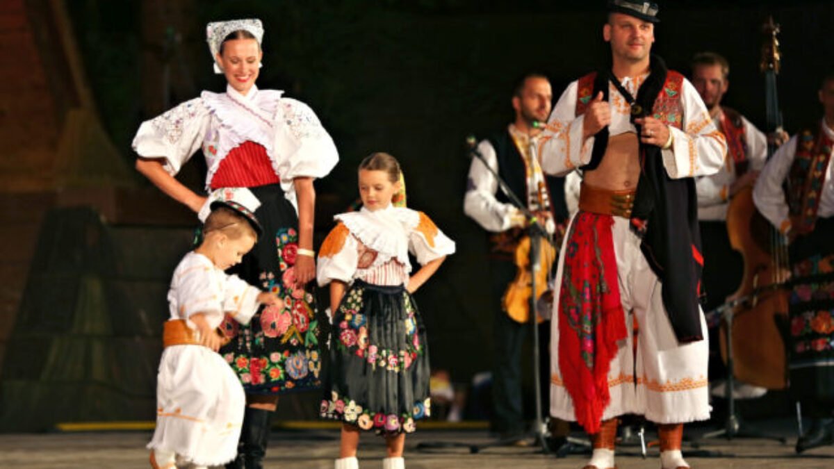 Folklórne slávnosti pod Poľanou sa začnú už čoskoro, tradične budú bohaté na rôzne sprievodné podujatia