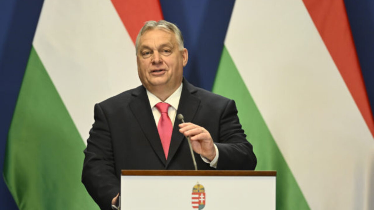 Orbán navrhol po svojej „mierovej misii“, aby Únia obnovila diplomatické vzťahy s Ruskom