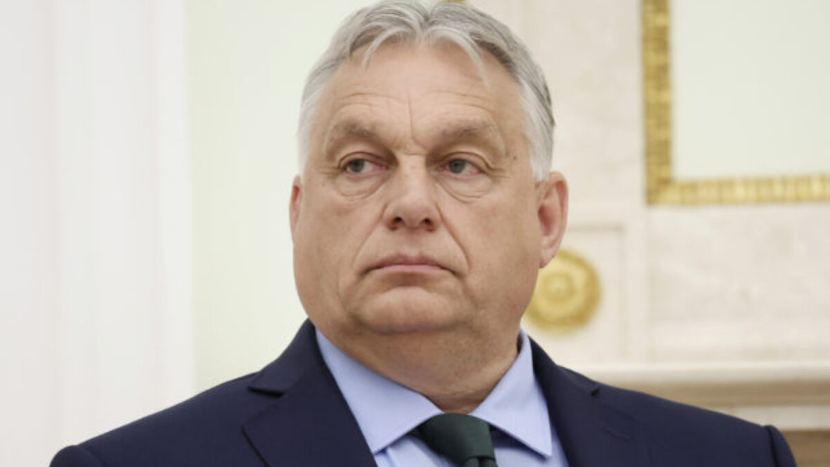 Orbán zverejnil list adresovaný vedúcim predstaviteľom Únie, opísal v ňom svoju „vojnovú misiu“