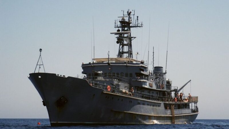 Ukrajina nemá námorníctvo, a tak trénuje námorníkov na poľských lodiach