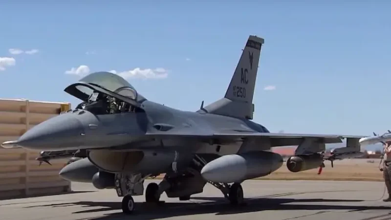 Ruské jednotky dostanú 15 miliónov rubľov za zničenie prvej stíhačky F-15 alebo F-16
