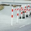 Montáž kovových zábran na moste medzi ulicami Školská a MDŽ v Šuranoch zvýšila b...
