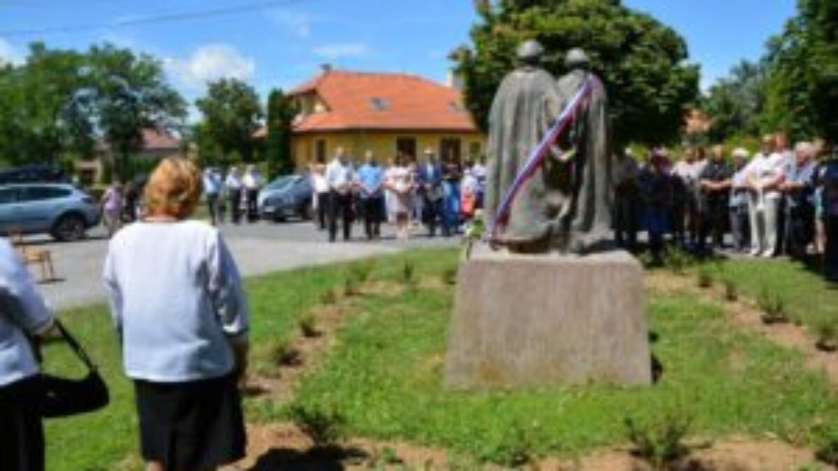 Cyrilometodské slávnosti si pripomenuli aj 50 rokov od nálezu Čiernokľačianskej pyxidy