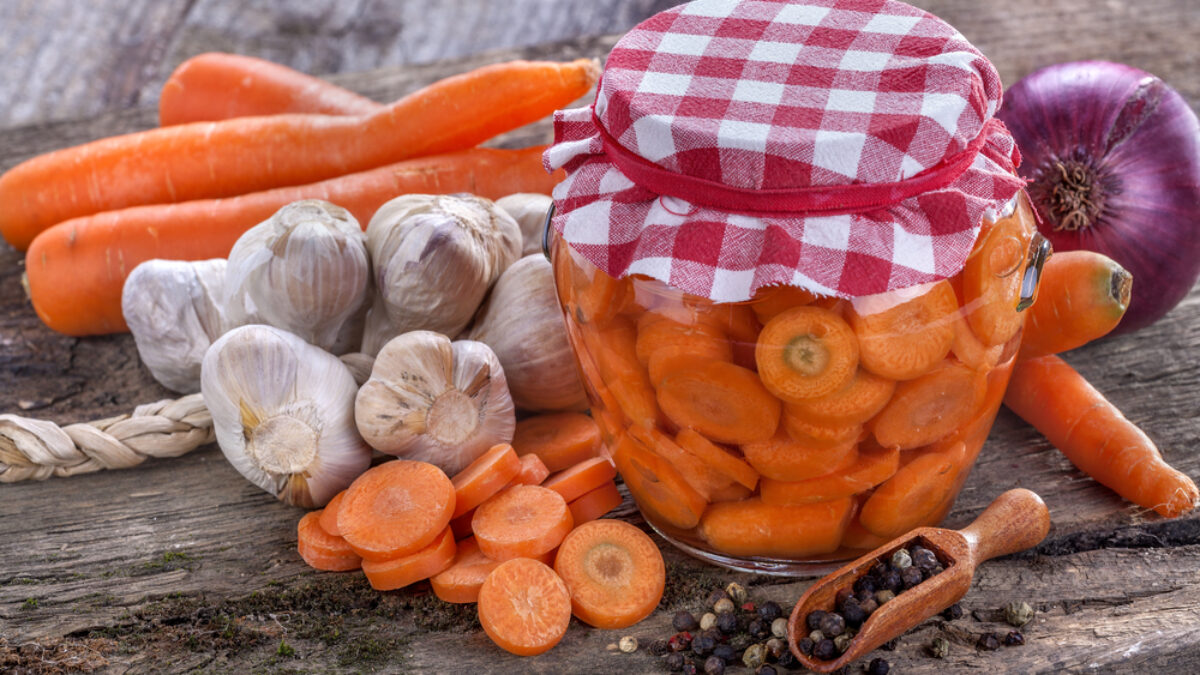 Recept na nakladanú mrkvu. Uhorky proti nej nemajú žiadnu šancu