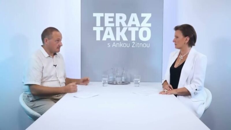 DEKAN PRÁVNICKEJ FAKULTY UK E. BURDA: BRUSEL POD RÚŠKOM PRÁVNEHO ŠTÁTU ROBÍ NA SLOVENSKU POLITIKU