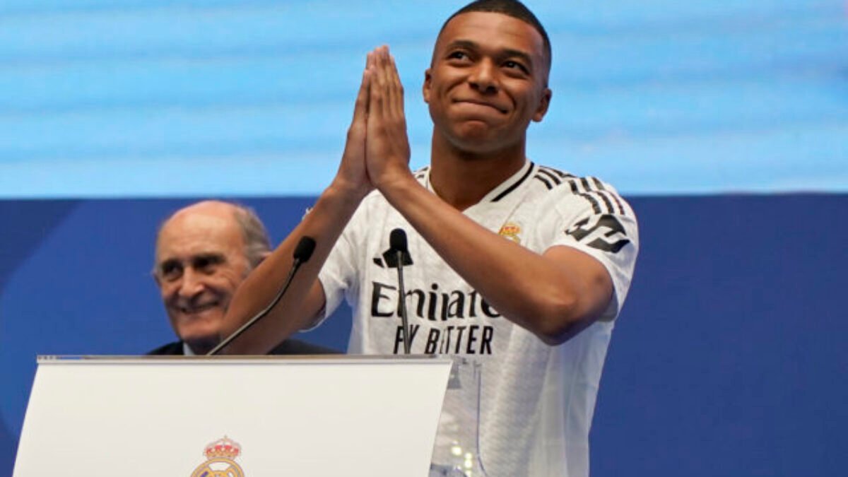 Real Madrid získal šiestykrát Superpohár UEFA. Ak bude treba 50 gólov, strelím ich, vraví Mbappé