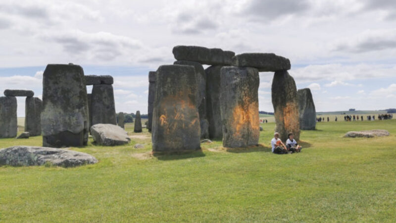 Stonehenge odkryl ďalšie tajomstvo, podľa vedcov jeden z centrálnych kameňov pochádza až zo Škótska