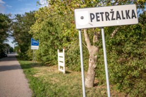 Pridajte sa k nám na jedinečný cyklovýlet po stopách Železnej opony, ktorý začín...