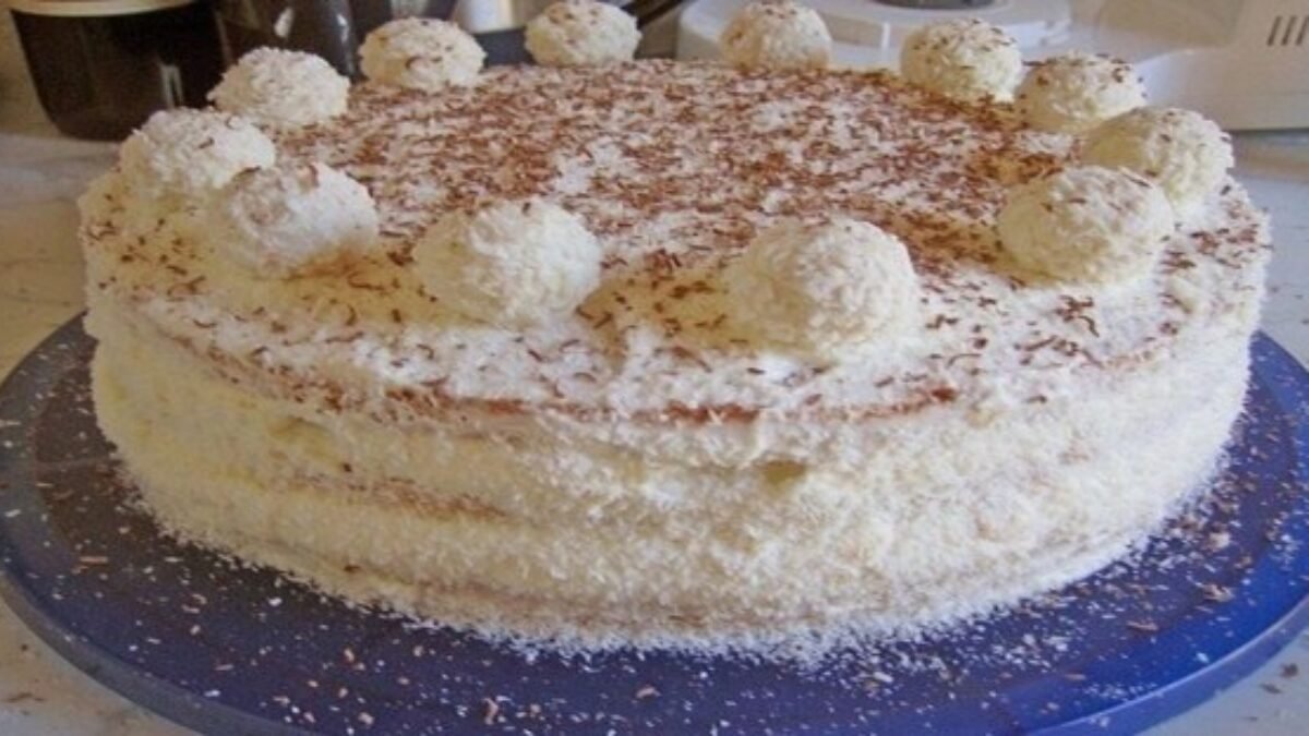 Fajnová Raffaello torta, ktorá nám chutí ešte oveľa viac, ako guličky z obchodu: U nás doma je jednoducho najžiadanejšia!