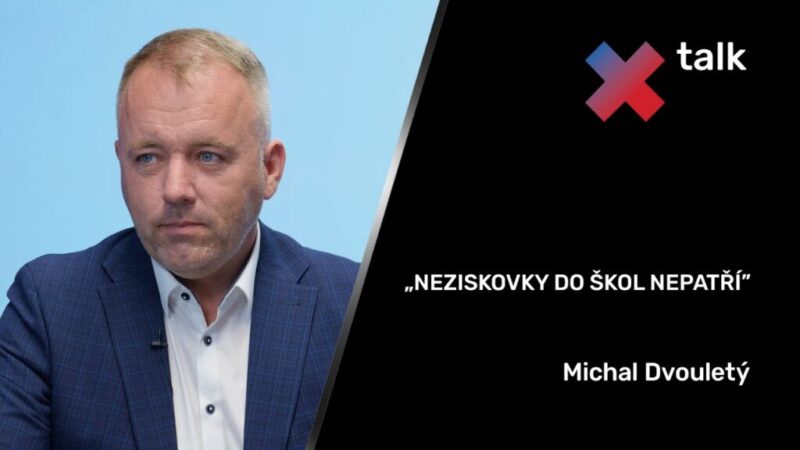 Kandidujeme kvůli naštvanosti lidí. Na novou nemocnici kraj peníze nemá. | Michal Dvouletý