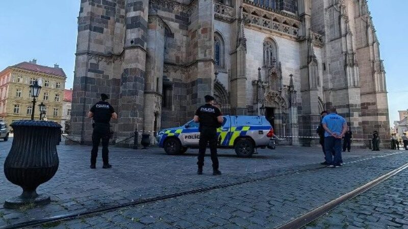 V Dóme sv. Alžbety v Košiciach nahlásili bombu, polícia prijala okamžité opatrenia (foto)