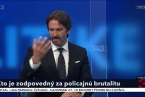 R. KALIŇÁK: SVETOVÍ REKORDÉRI V ZADLŽOVANÍ ODRAZU OBJAVILI PRAMEŇ BOHOROVNOSTI