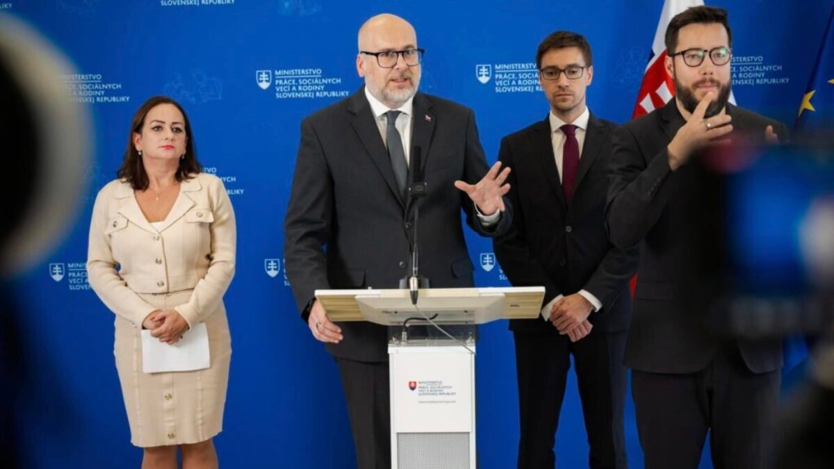 PODPORUJEME SOCIÁLNE PODNIKANIE V NAŠICH REGIÓNOCH 

 Spolu s rezortom práce sme symbolicky počas Svetového dňa sociálneho podnikania spustili výzvu vo výš…