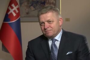 R. Fico: Jedným rozhodnutím Bidena je namiesto mieru na dosah globálny konflikt