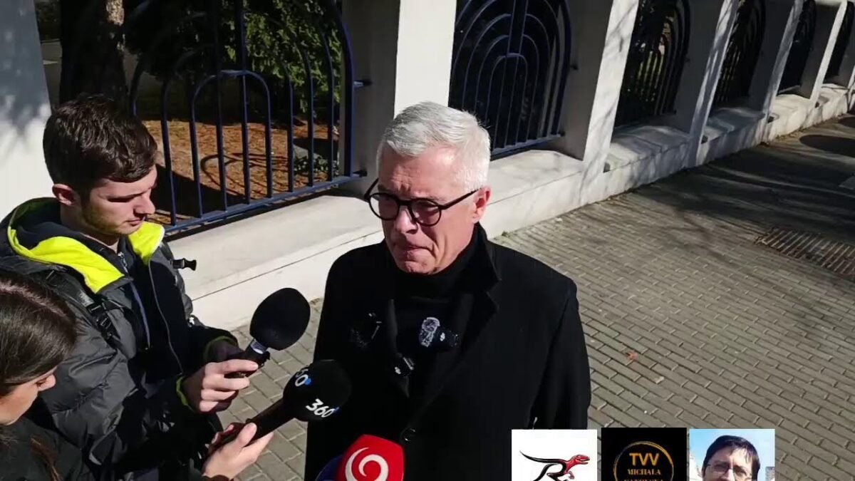 Odovzdanie výzvy ministrovi Blanárovi, ktorú podpísalo takmer 80-tisíc občanov a Nadchádzajúci sumit
