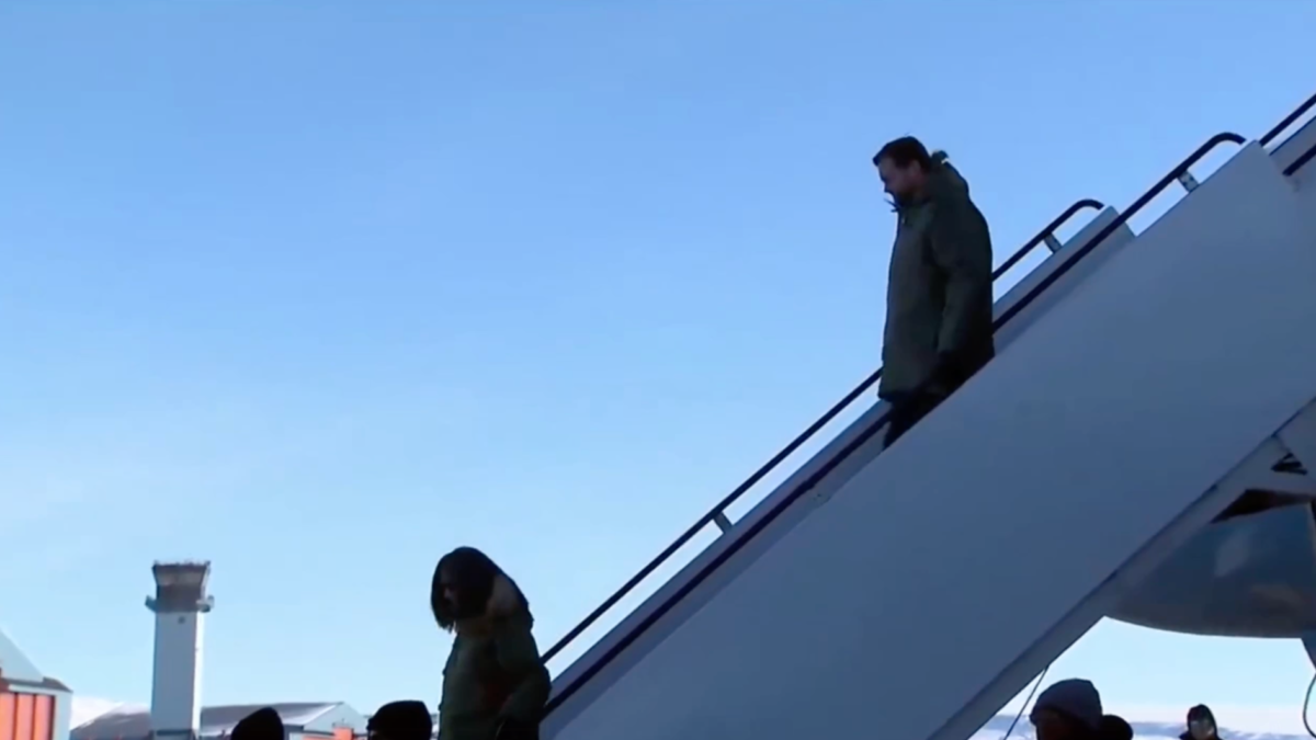 Americký viceprezident JD Vance a jeho manželka Usha dorazili do Grónska