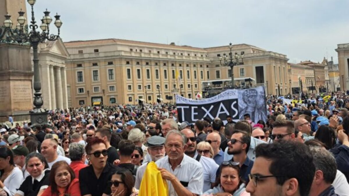 Nikdy viac vojna! Adresoval pápež Lev XIV. výzvu svetovým politikom – FOTO