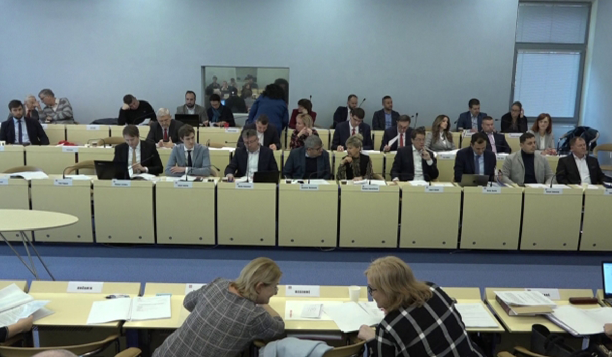 Poslanci MsZ v Prešove schválili návrh VZN o výške poplatkov v školách a školských zariadeniach 