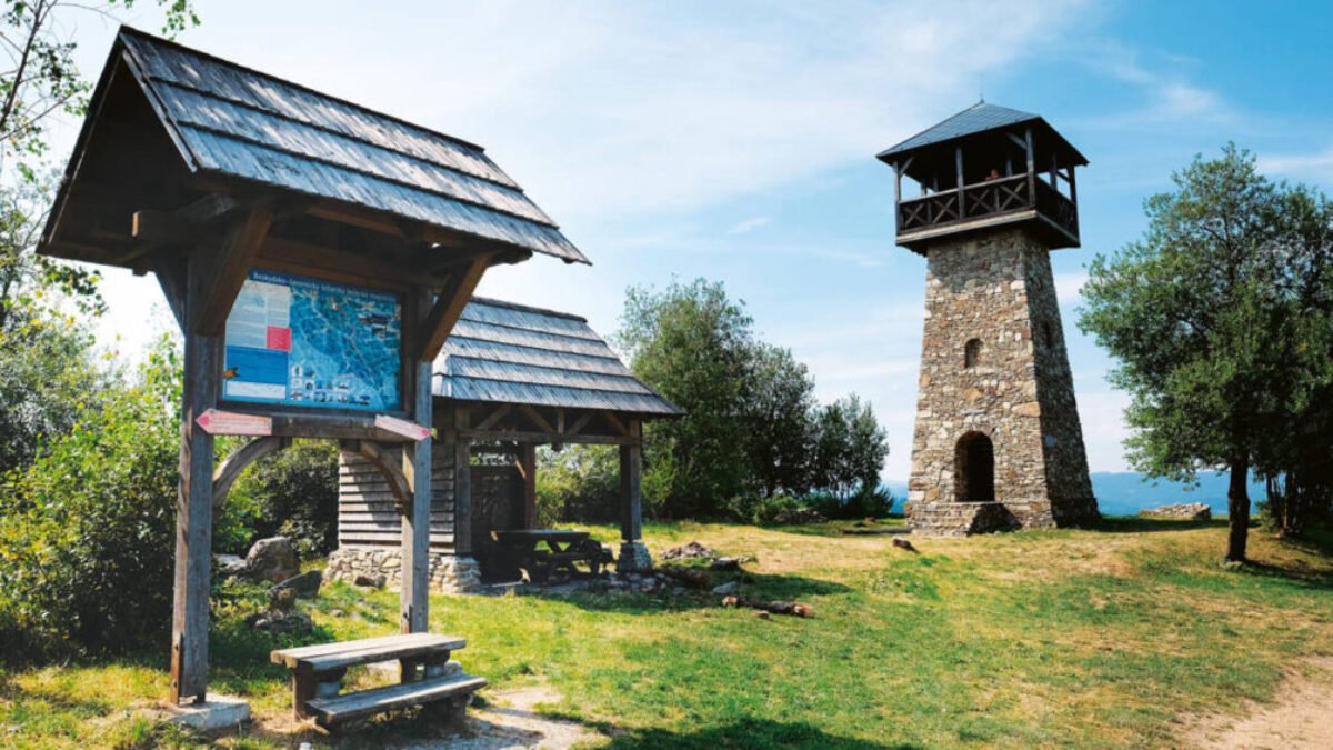 Otvorenie 100 jarných km na Kysuciach – rozhľadňa Marťákov kopec