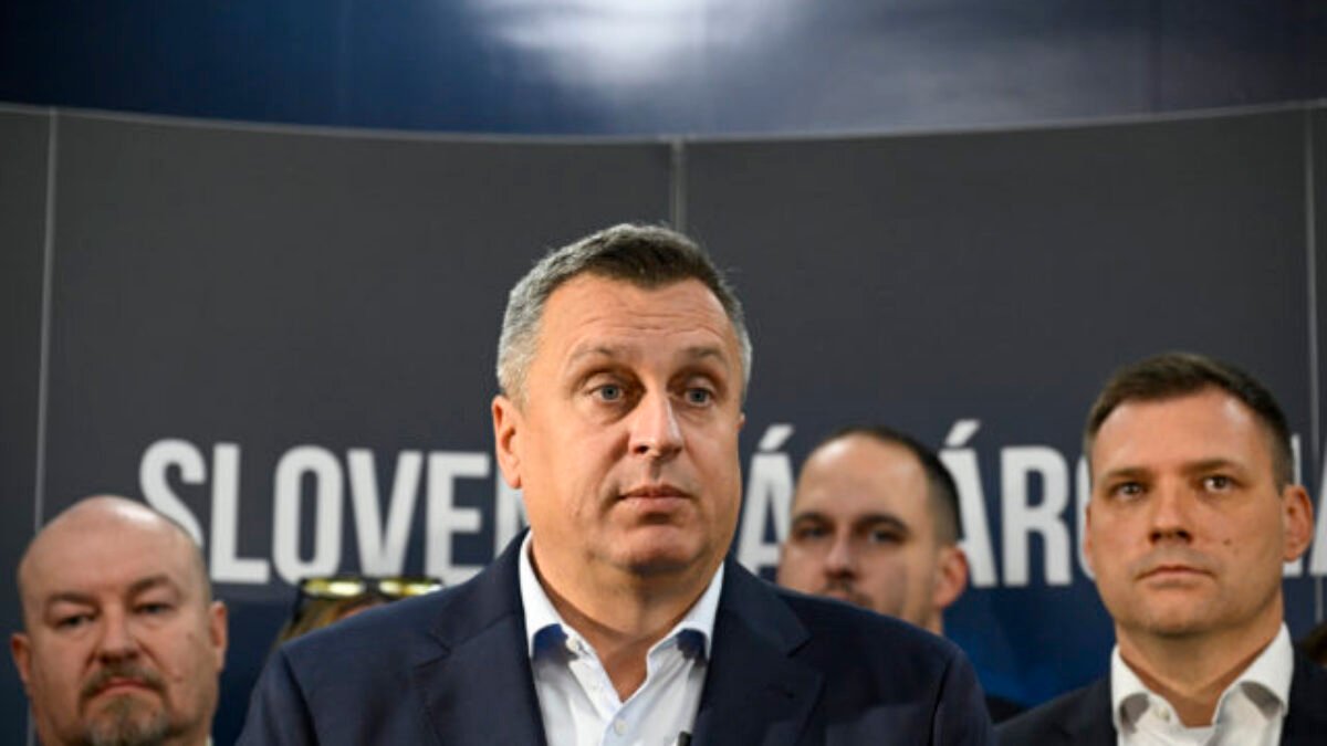 Národniari predložia zákon inšpirovaný českým „Lex Babiš“, chcú zabrániť konfliktu záujmov vo vlastníctve médií (video)