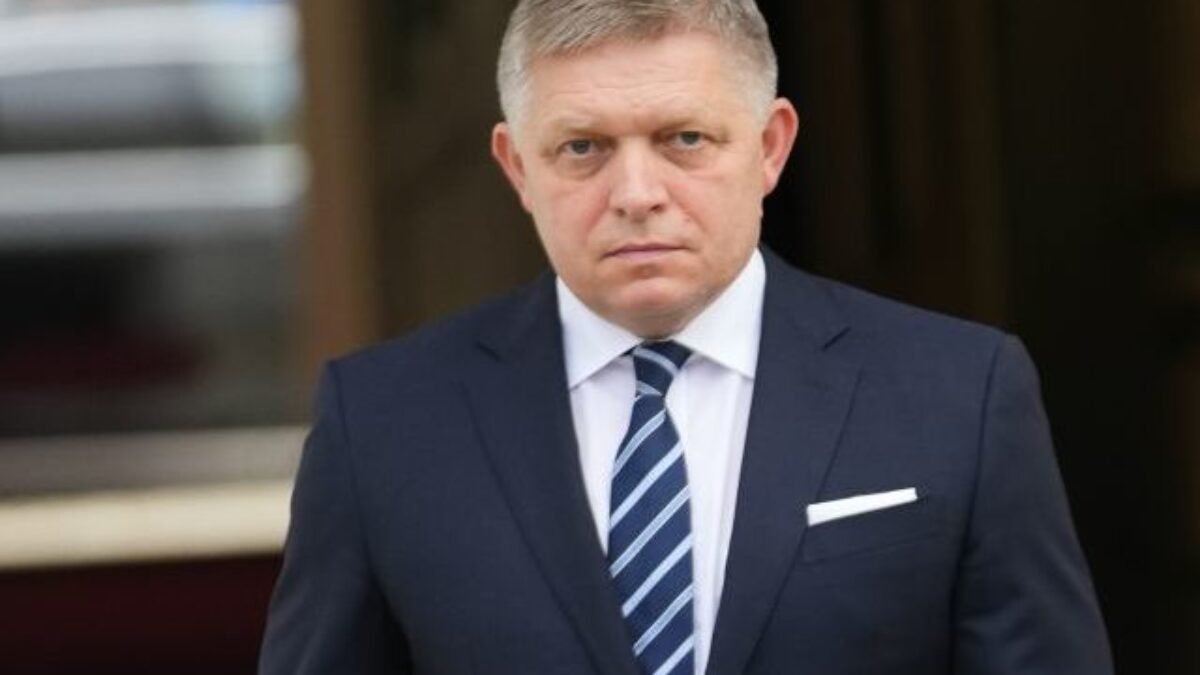 Fico: Stále sú naplnené podmienky na podobný útok, ako sa stal v Handlovej. Okrúhly stôl by napätú situáciu nevyriešil