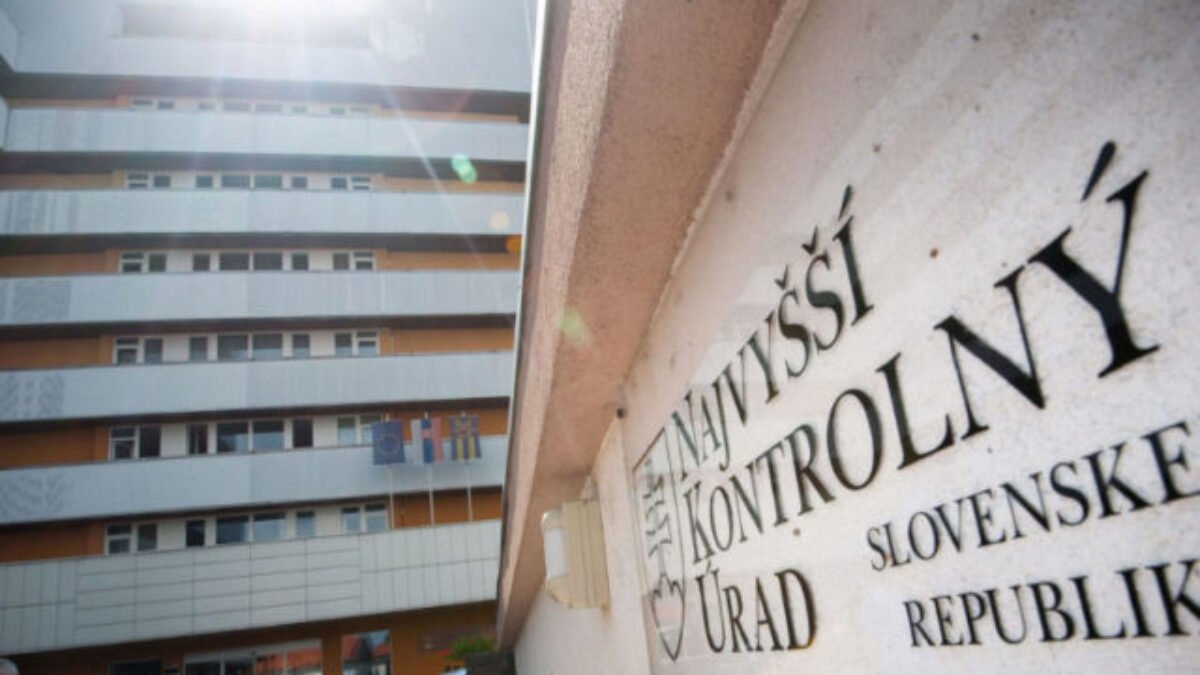 Samosprávy majú problém s nedostatočným vymáhaním daňových nedoplatkov, vyplýva to z analýzy Najvyššieho kontrolného úradu