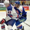 Luke Hughes nepovažuje Šimona Nemca v New Jersey Devils za konkurenta, ale za ka...