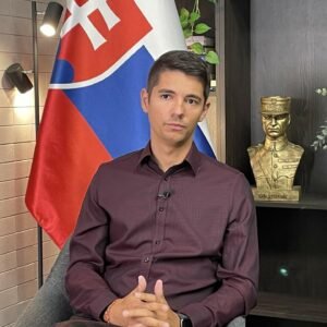 Erik Kaliňák tvrdí, že jeho motiváciou je robiť proeurópsku politiku, migračný p...