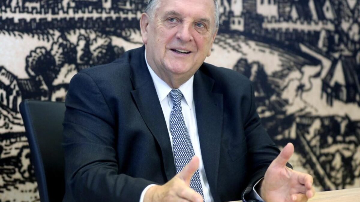 Bude dôležité, ako vláda presvedčí o správnosti jej hospodárskej politiky, vyhlásil predseda SOPK