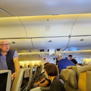Na JIS zostáva 20 ľudí lietadla, ktoré postihli extrémne turbulencie