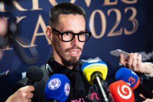 Slovenskí futbalisti sa prvýkrát stretli bez Calzonu, podľa Hamšíka má každý šan...