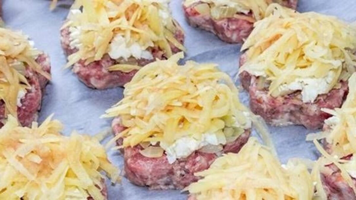 Manžel by ma za tento recept nosil doslova aj na rukách: Najrýchlejšie zapečené mäso z jedného plechu!